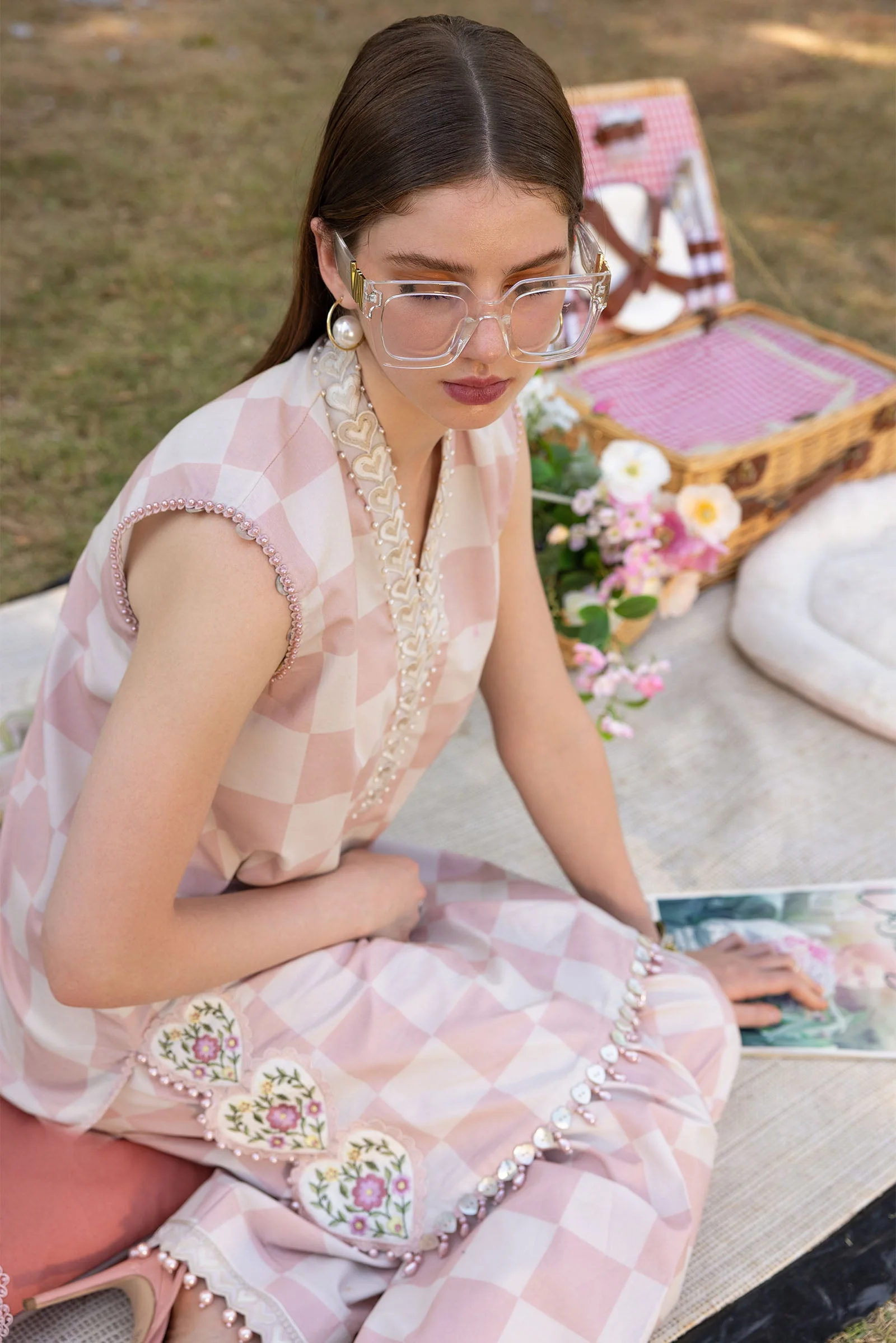 Luxury All-Over Checkerboard Print Embroidered Lawn 3Pc Unstitched Suit with Chiffon Dupatta – EID & Party Wear - Image 2