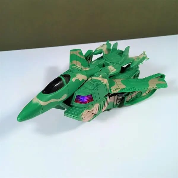 2‑in‑1 Military Aircraft & Tank Toy | Transformable Fighter Jet & Tank | Durable & Safe for Kids (random colour) - Image 5