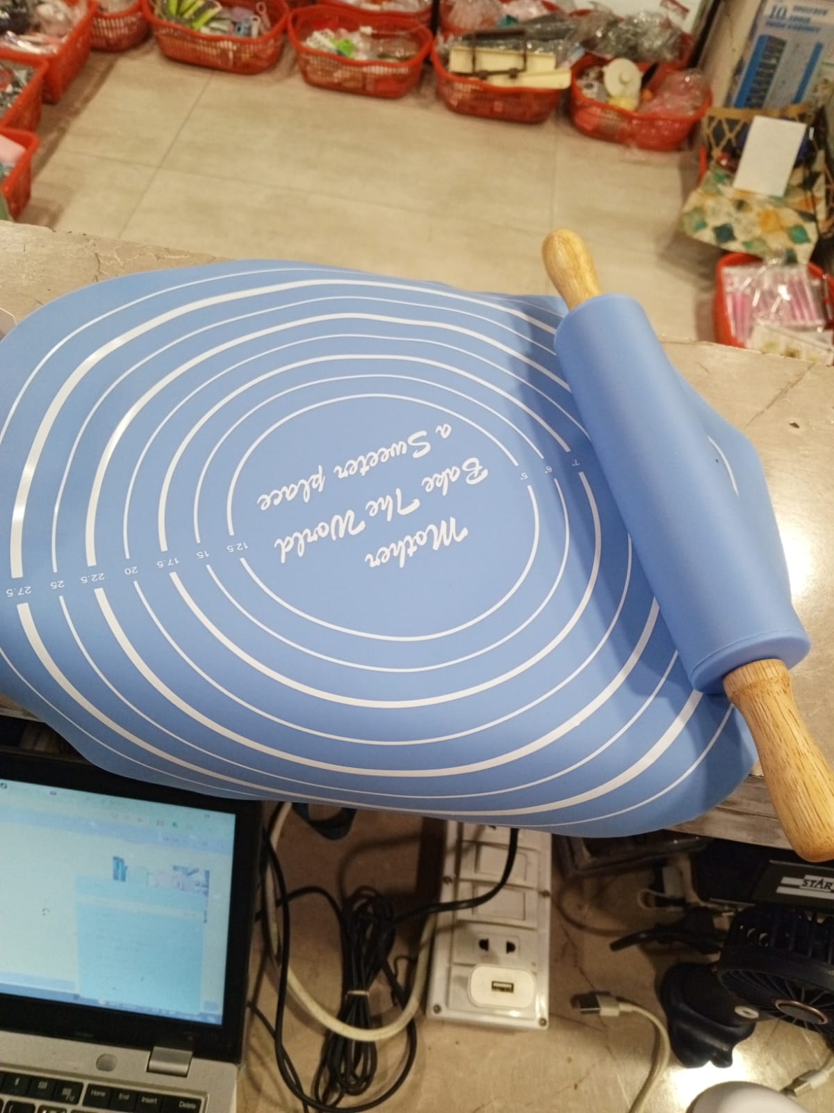 Silicone Dough Mat With Rolling Pin Set | Extra Thick Non-Slip Baking Mat For Pizza & Bread | Random Color - Image 5